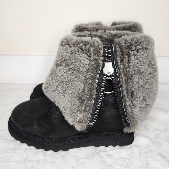 ASH Leather Shearling Boots - Picture 3 of 14